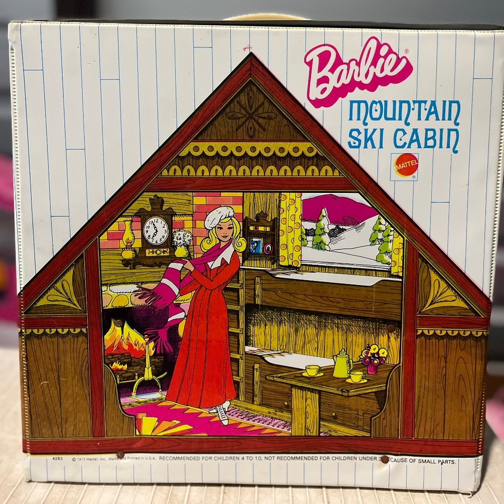 Vintage 1972 Barbie Mountain Ski Cabin Pop-Up Playset Carry Case Mattel #4283